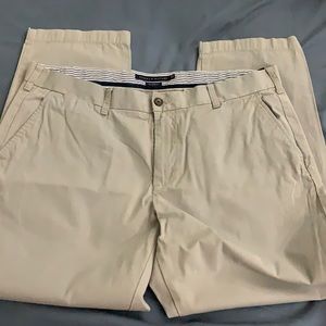 Tommy Hilfiger light gray men’s chino pant 38 x 30